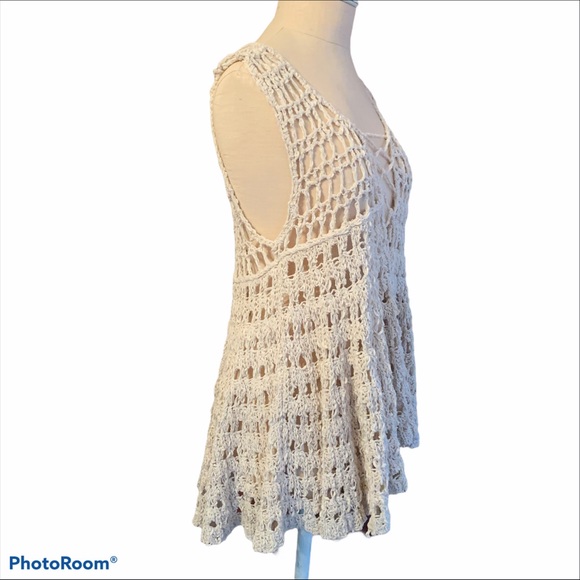 Free people cream crocheted sleeveless top - Picture 4 of 7